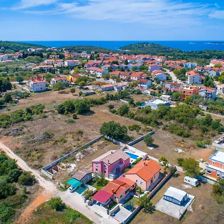 Family Nicole By Interhome Casa vacanze