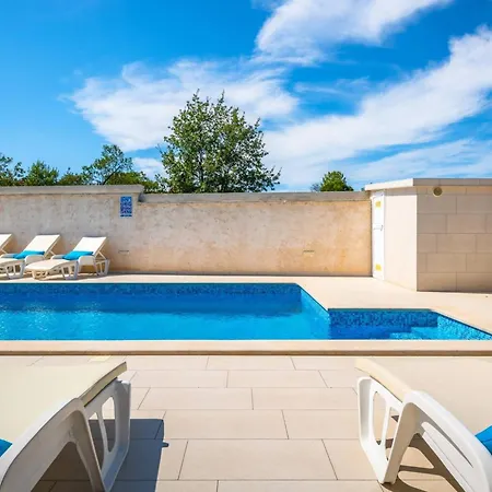 Family Nicole By Interhome Casa vacanze